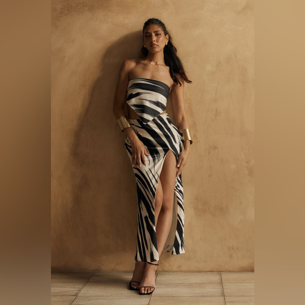 Meshki Rita Printed Maxi Skirt - Abstract Print